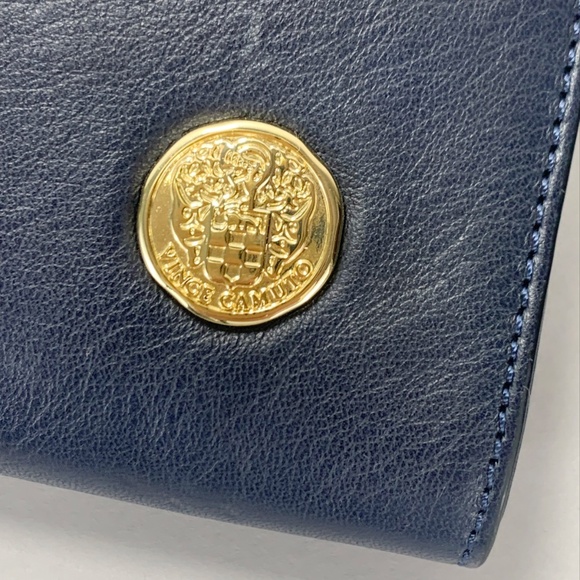 Vince Camuto Convertible Clutch / Purse with Gold Chain Shoulder Strap - Picture 11 of 13